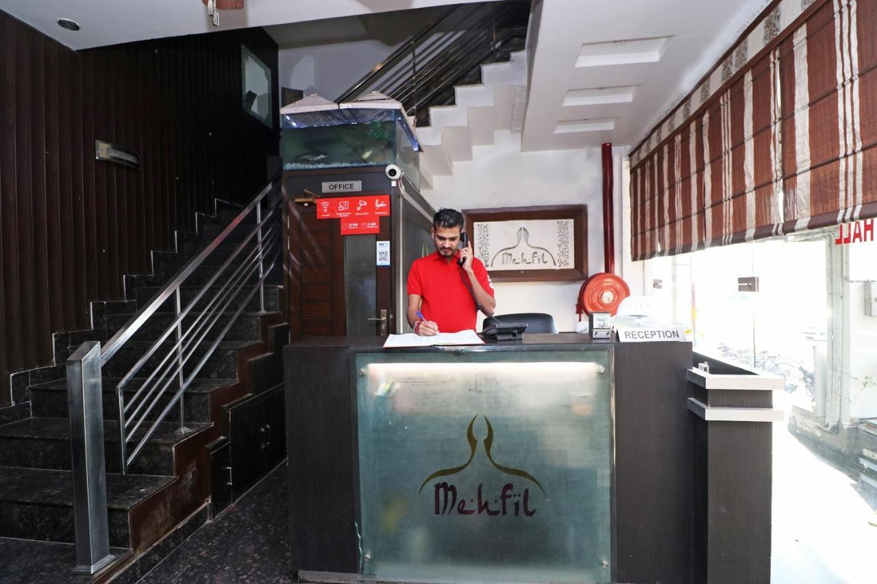 Oyo 22677 Hotel Mehfil Rājpura エクステリア 写真